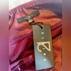 21 Saints womens Maroon pocket yoga pants